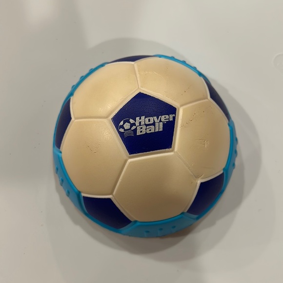 Hover Ball indoor soccer ball - Picture 1 of 4